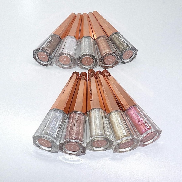 Glitter - Image 12