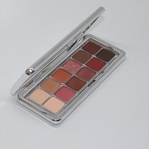 Eye Shadow - Image 3